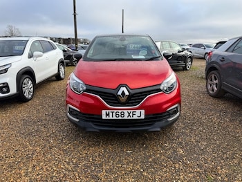 Used Renault Captur 2018 for sale - 77139861: Photo