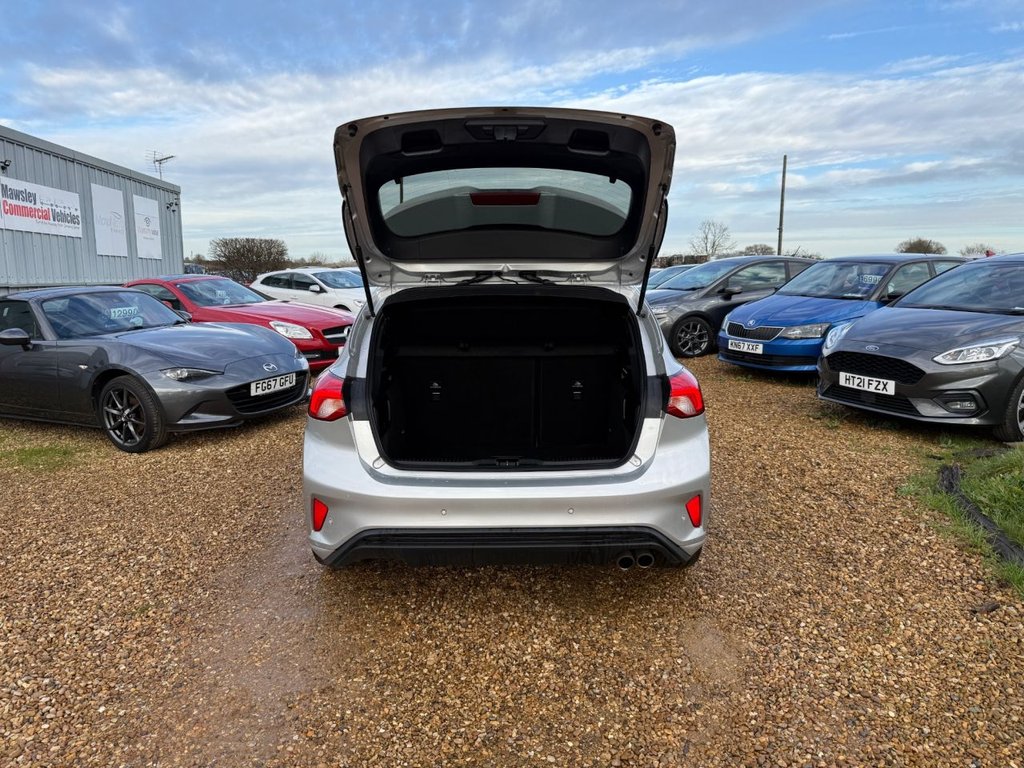 Used Ford Focus 2021 for sale - 76536013: Photo 11