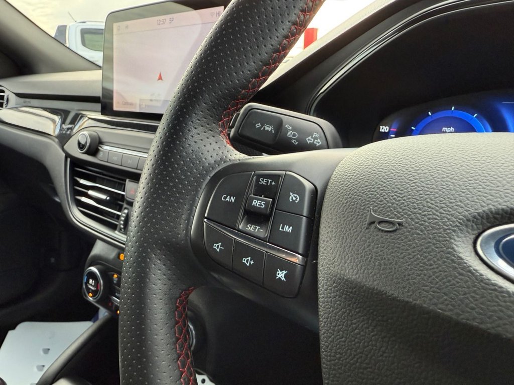 Used Ford Focus 2021 for sale - 76536013: Photo 19