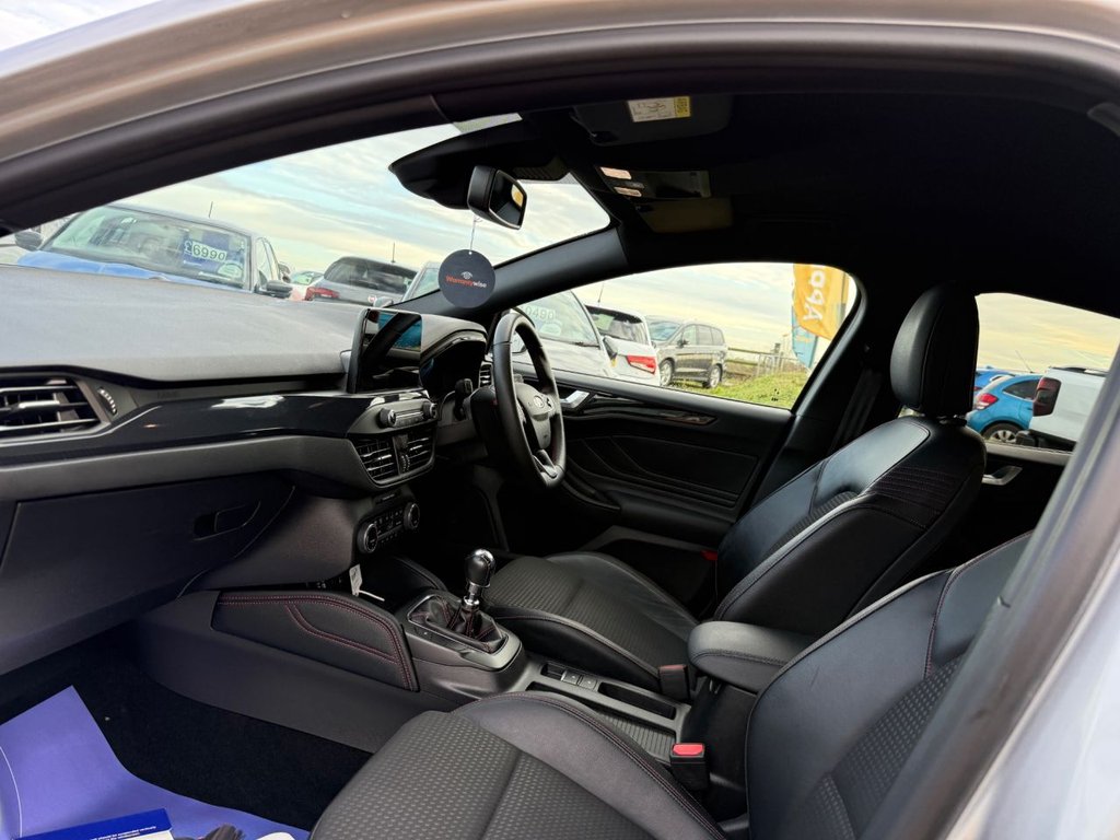 Used Ford Focus 2021 for sale - 76536013: Photo 4