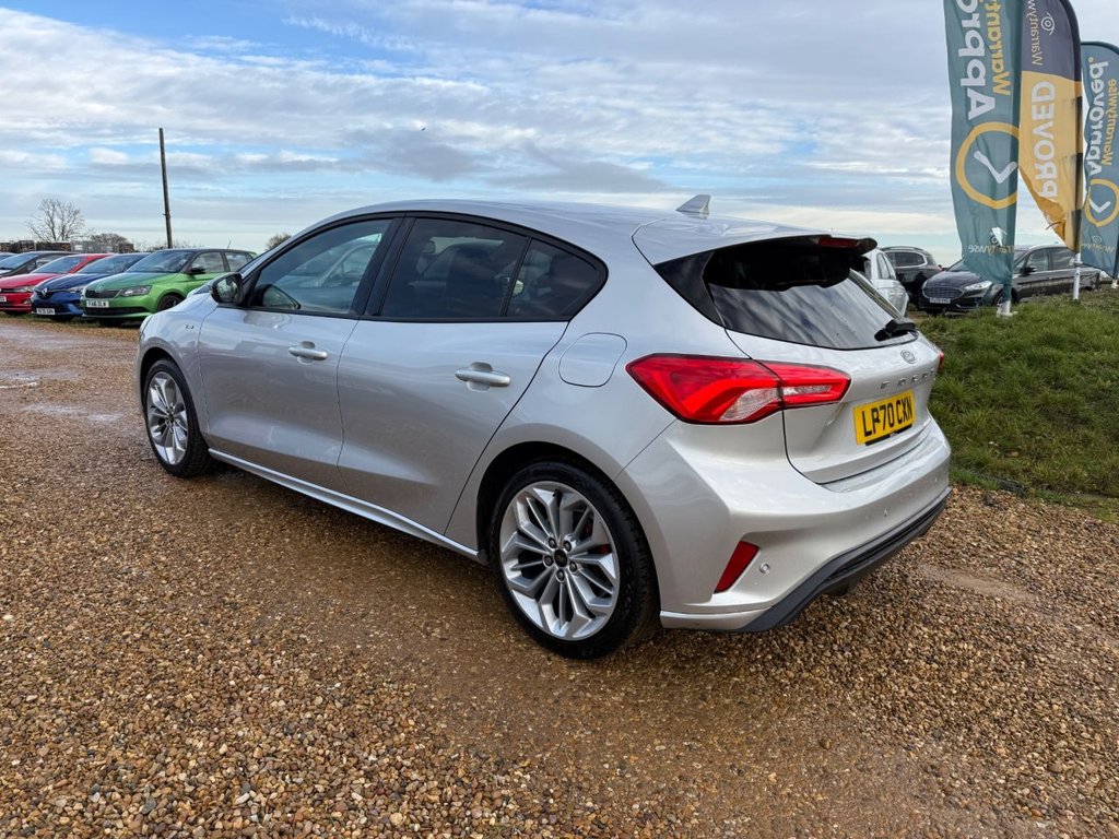 Used Ford Focus 2021 for sale - 76536013: Photo 9