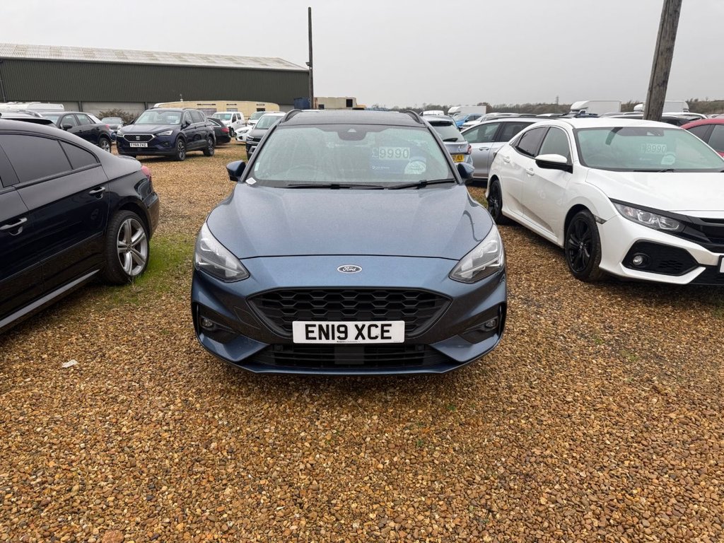 Used Ford Focus 2019 for sale - 76867672: Photo 2