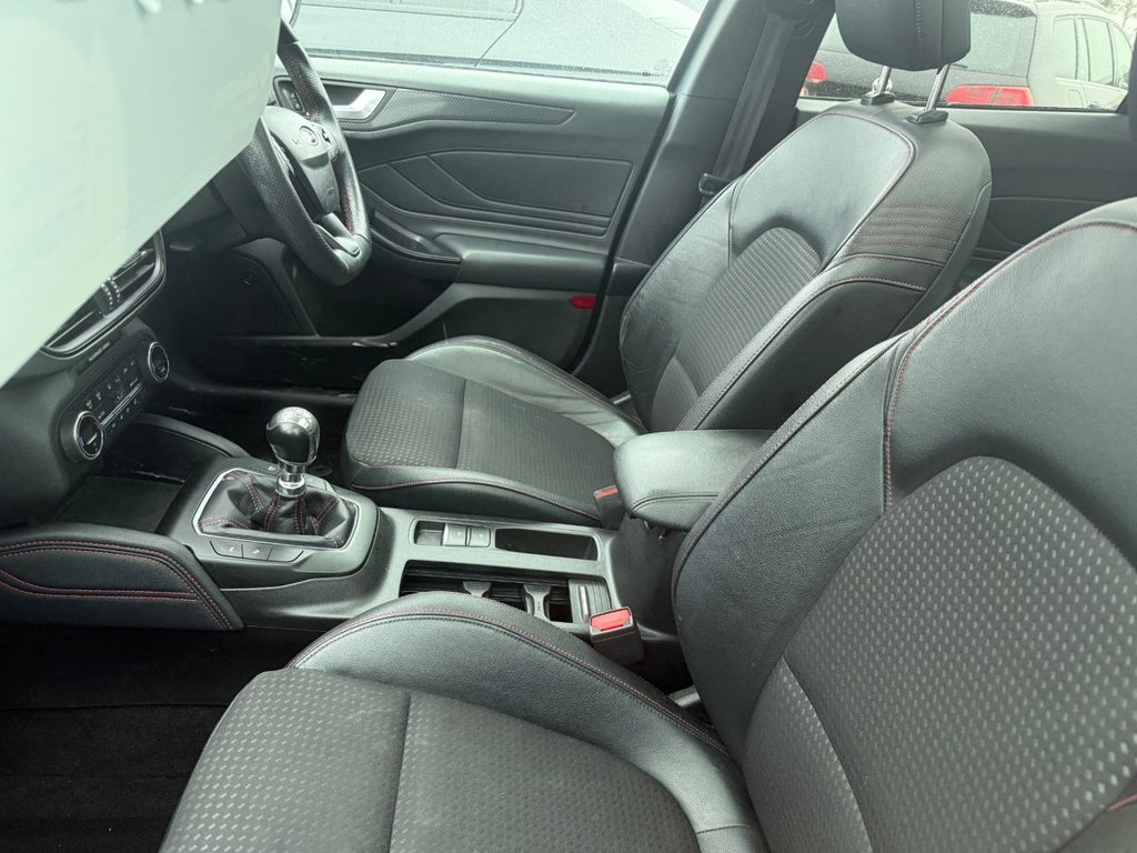 Used Ford Focus 2019 for sale - 76867672: Photo 4