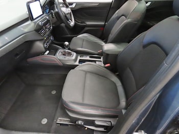 Used Ford Focus 2019 for sale - 76867672: Photo