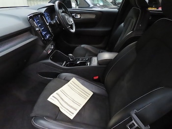 Used Volvo XC40 2020 for sale - 76950455: Photo