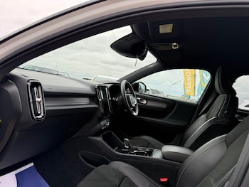 Used Volvo XC40 2018 for sale - 77835054: Photo