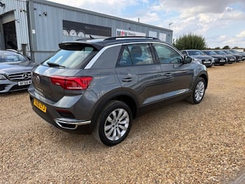 Used Volkswagen T-Roc 2020 for sale - 79422689: Photo