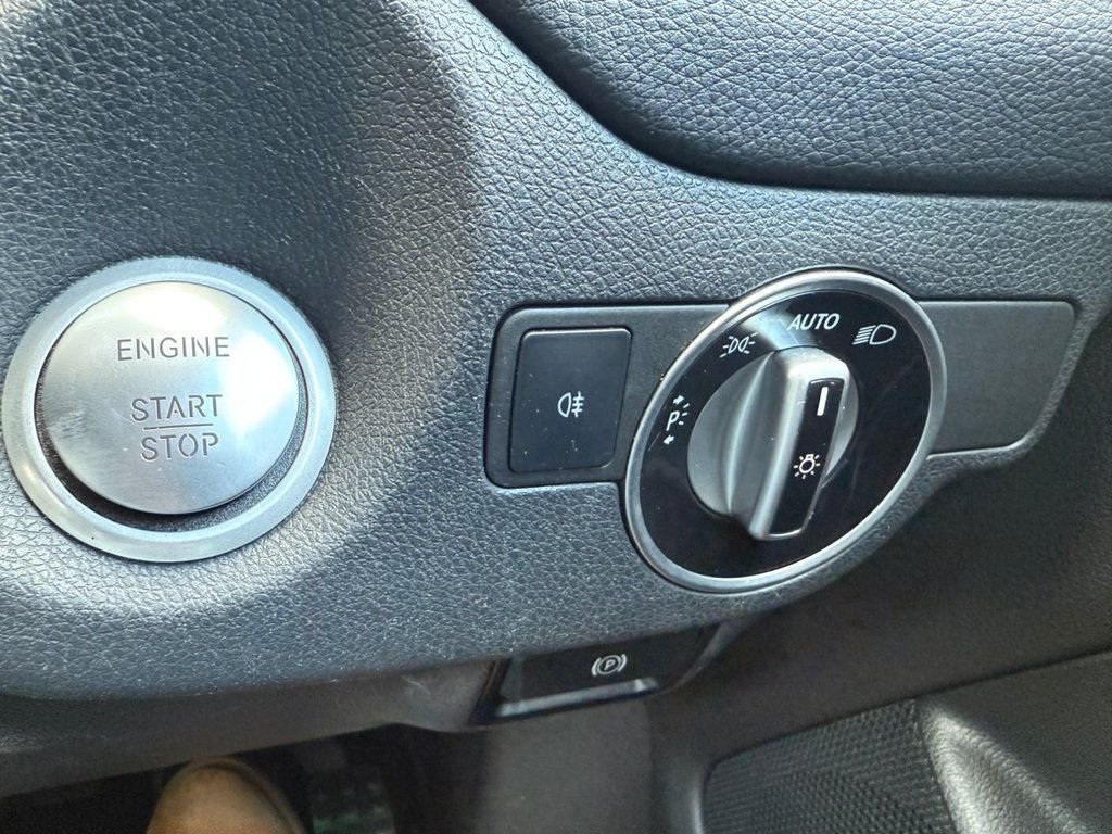 Used Mercedes-Benz GLA 2017 for sale - 76751419: Photo 19