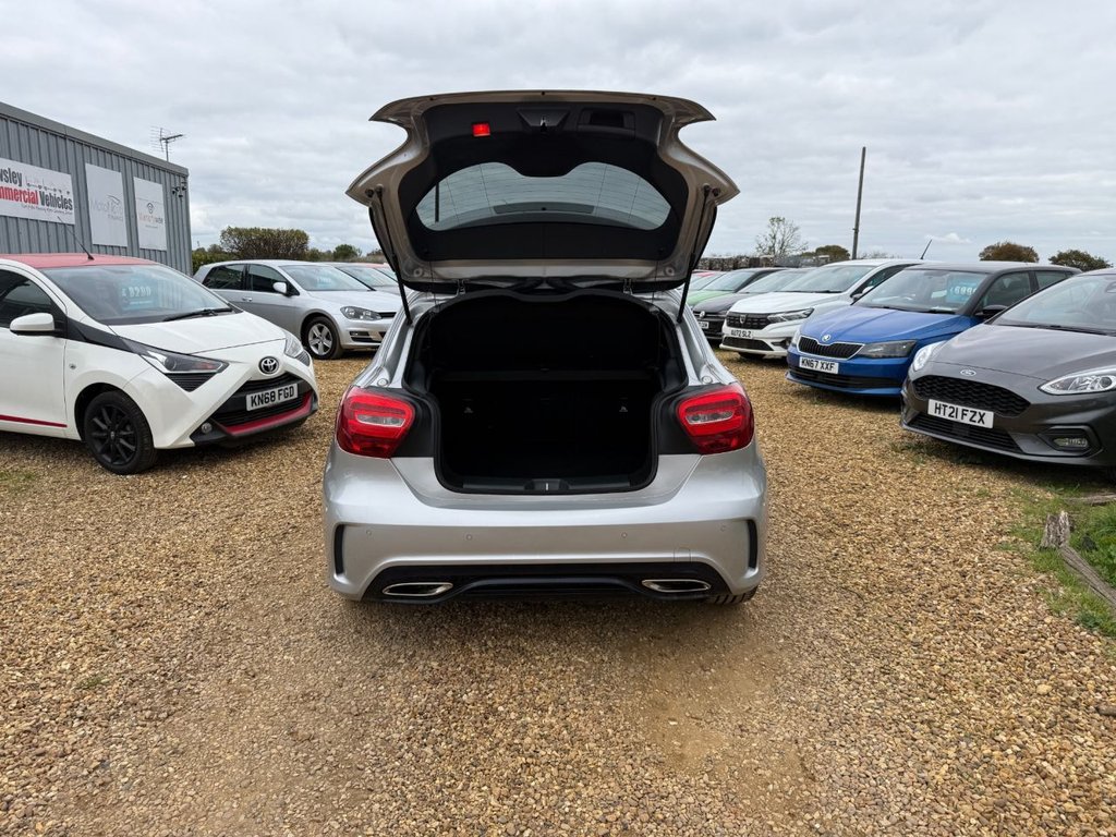 Used Mercedes-Benz A-Class 2018 for sale - 76451878: Photo 11