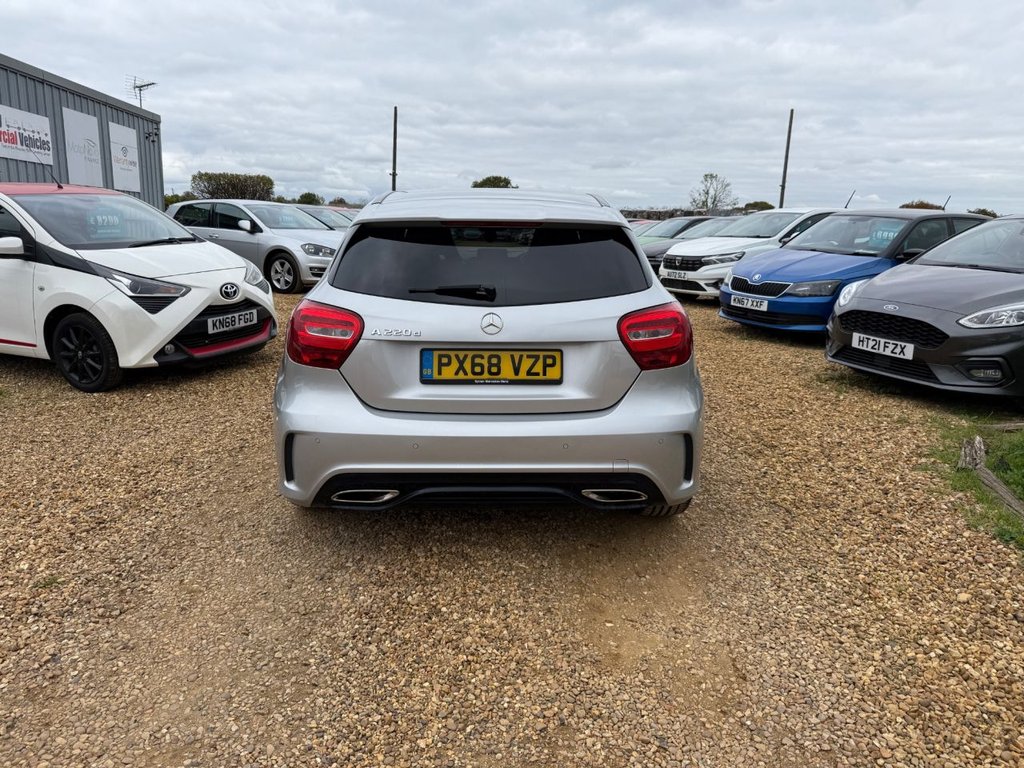 Used Mercedes-Benz A-Class 2018 for sale - 76451878: Photo 8