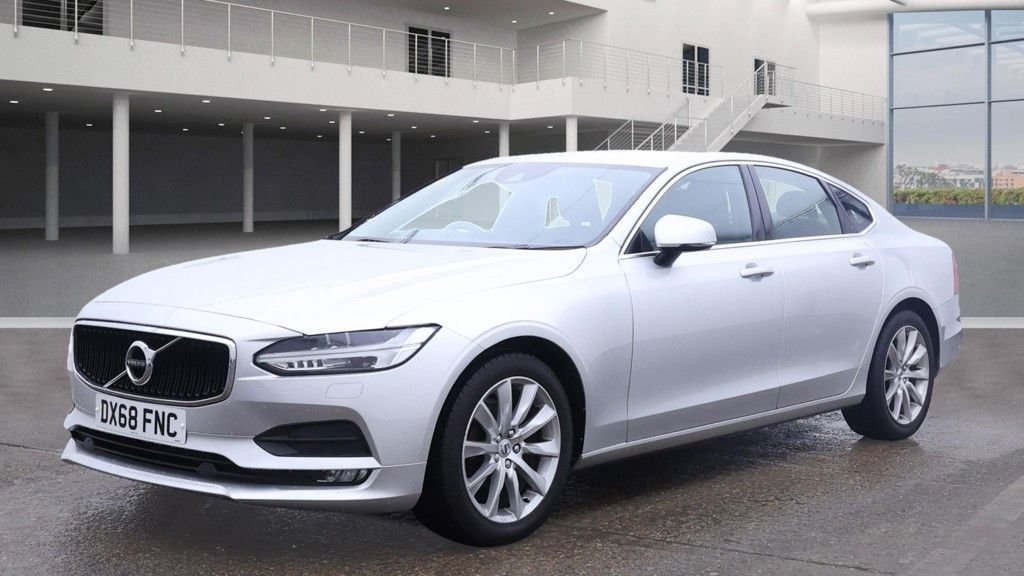 Used Volvo S90 2018 for sale - 76454441: Photo 4