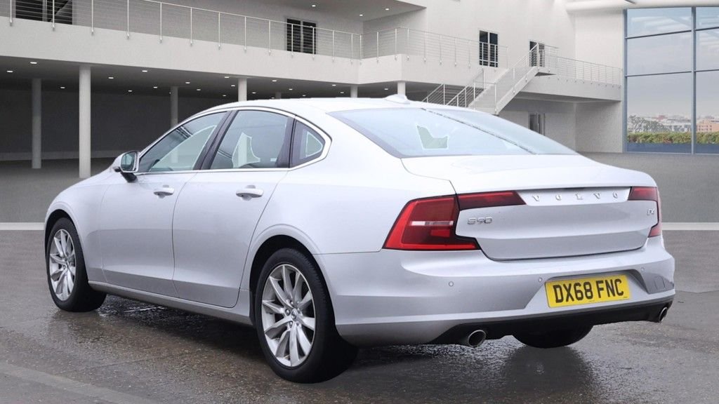Used Volvo S90 2018 for sale - 76454441: Photo 5