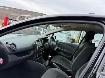 Used Renault Clio 2018 for sale - 78200809: Photo