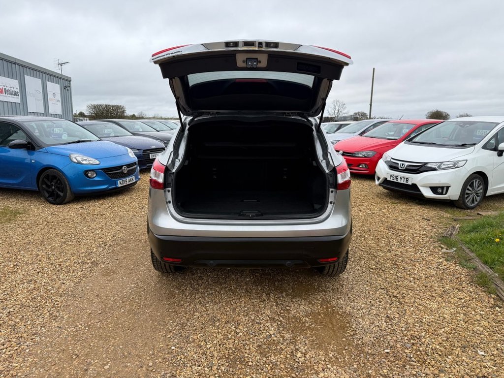 Used Nissan Qashqai 2017 for sale - 78029933: Photo 11