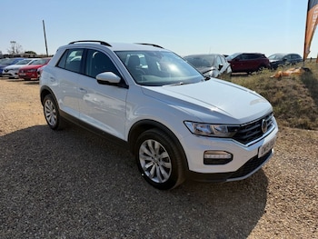 Used Volkswagen T-Roc 2019 for sale - 79155255: Photo