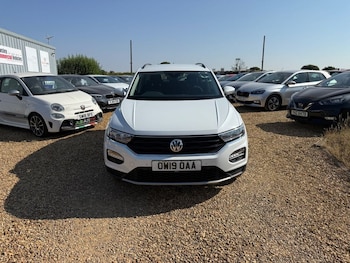 Used Volkswagen T-Roc 2019 for sale - 79155255: Photo