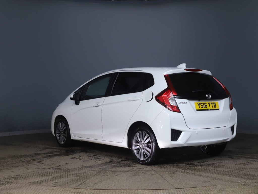 Used Honda Jazz 2016 for sale - 77408069: Photo 3