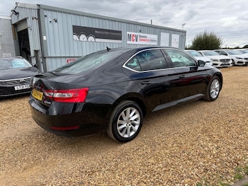 Used Skoda Superb 2019 for sale - 76451941: Photo