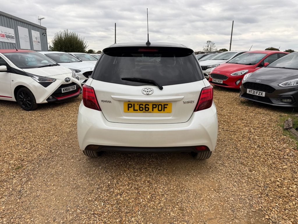 Used Toyota Yaris 2017 for sale - 76451965: Photo 8