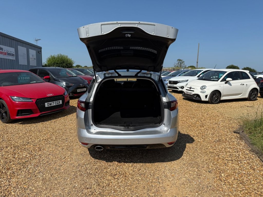 Used Renault Megane 2017 for sale - 77072554: Photo 11