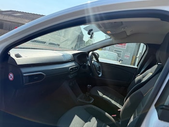 Used Dacia Sandero Stepway 2022 for sale - 79178818: Photo