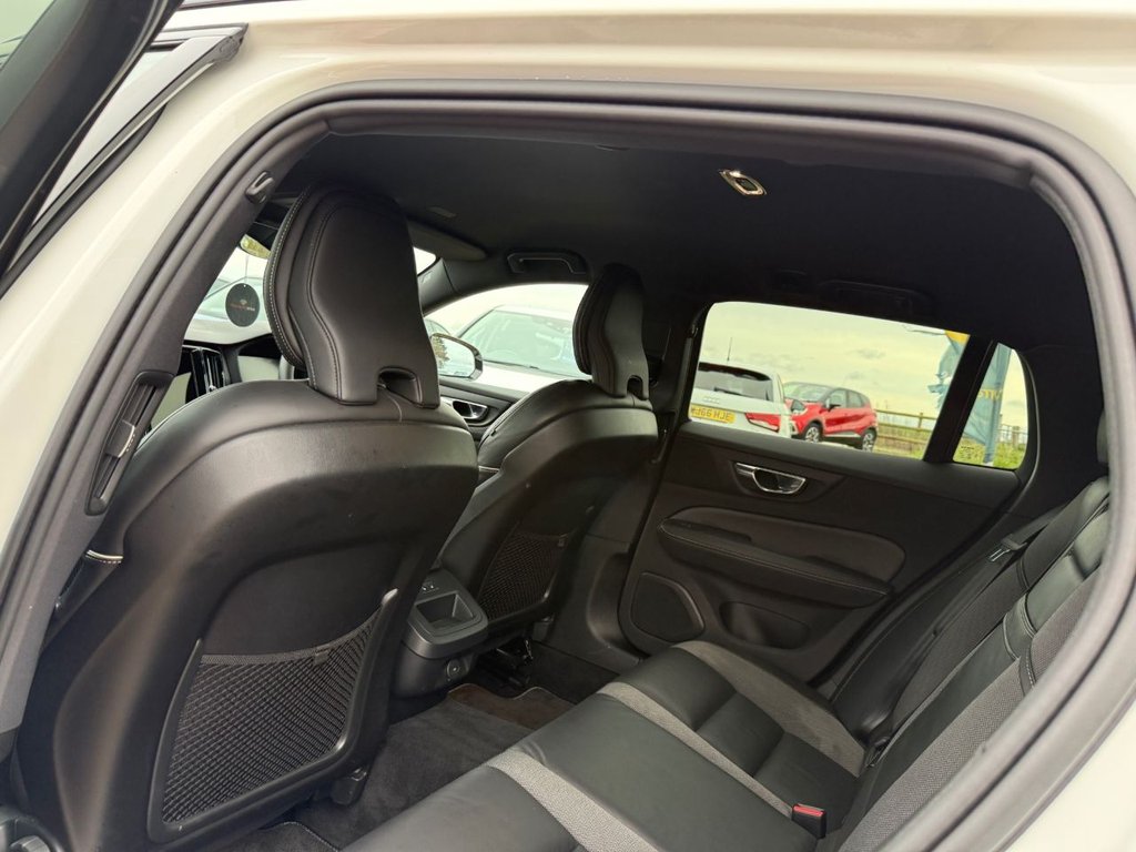 Used Volvo V60 2020 for sale - 77636804: Photo 10