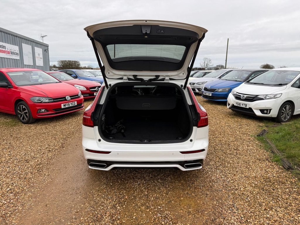 Used Volvo V60 2020 for sale - 77636804: Photo 11