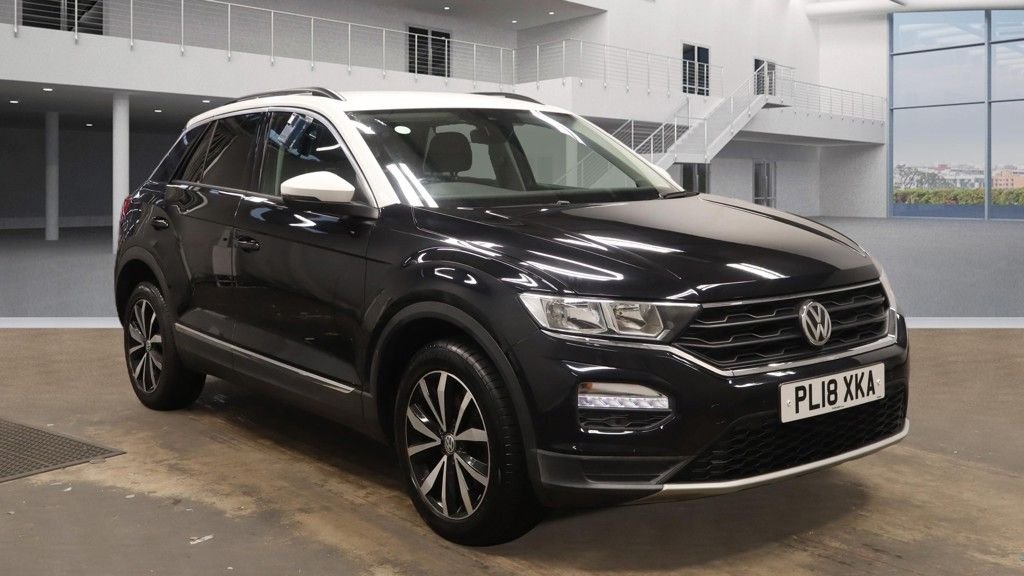 Used Volkswagen T-Roc 2018 for sale - 77806531: Photo 2