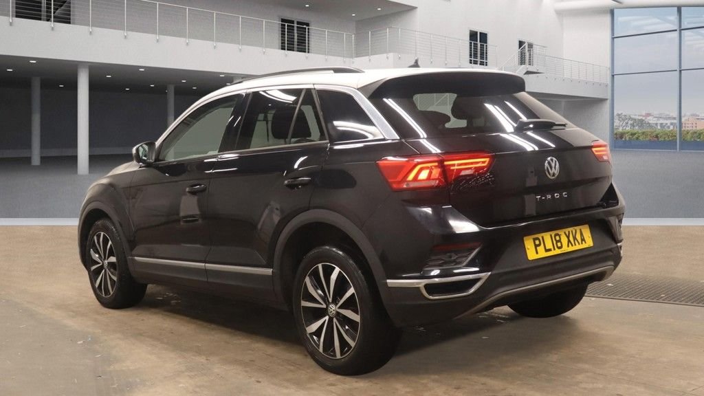 Used Volkswagen T-Roc 2018 for sale - 77806531: Photo 6
