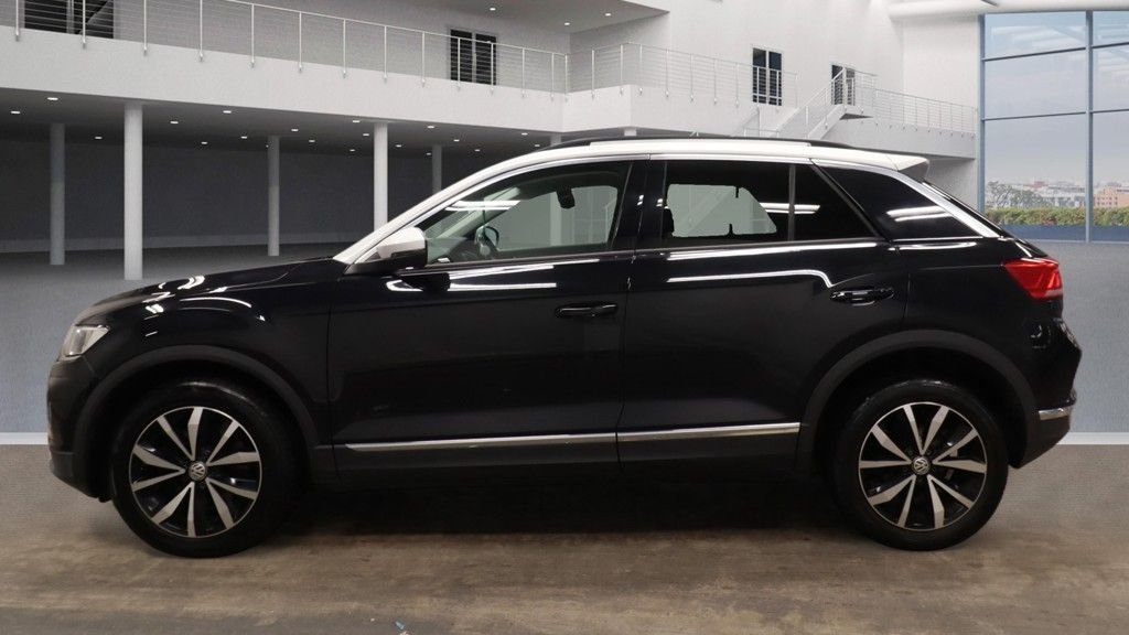 Used Volkswagen T-Roc 2018 for sale - 77806531: Photo 8