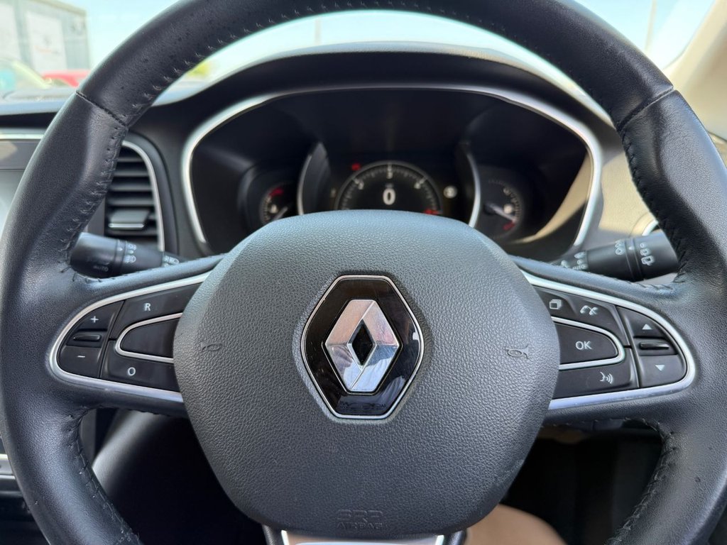 Used Renault Megane 2017 for sale - 76451917: Photo 13