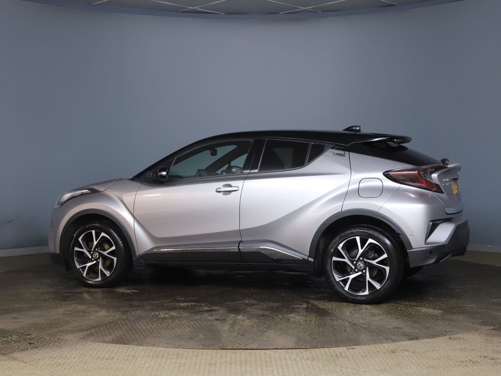 Used Toyota C-HR 2017 for sale - 76751360: Photo 11