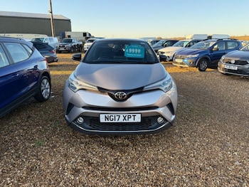 Used Toyota C-HR 2017 for sale - 76751360: Photo