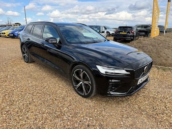 Used Volvo V60 2023 for sale - 79686593: Photo