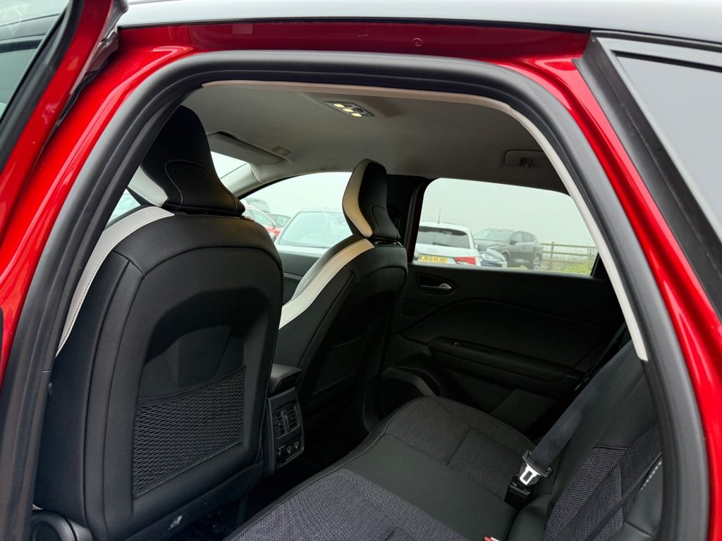 Used Renault Captur 2021 for sale - 76632347: Photo 10