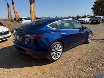 Used Tesla Model 3 2019 for sale - 79493930: Photo