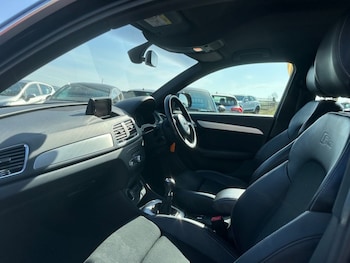 Used Audi Q3 2017 for sale - 76451880: Photo