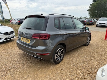 Used Volkswagen Golf SV 2019 for sale - 78749271: Photo