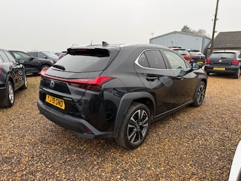 Used Lexus UX 2019 for sale - 76986260: Photo