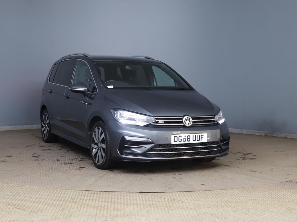 Used Volkswagen Touran 2018 for sale - 77905412: Photo 1