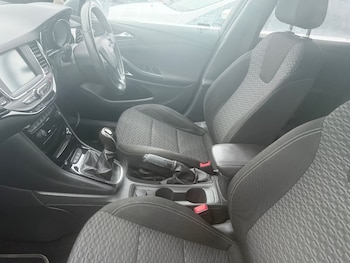 Used Vauxhall Astra 2017 for sale - 77383745: Photo