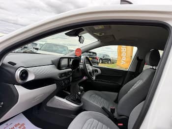 Used Hyundai i10 2020 for sale - 79738676: Photo