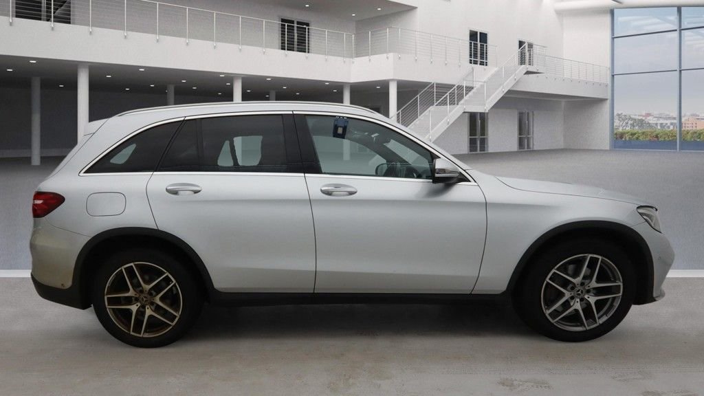 Used Mercedes-Benz GLC 2018 for sale - 77557556: Photo 7
