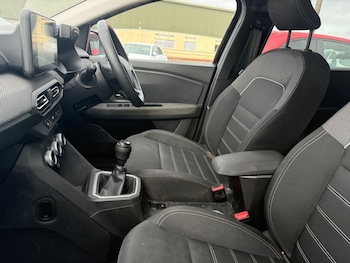 Used Dacia Jogger 2023 for sale - 77821370: Photo