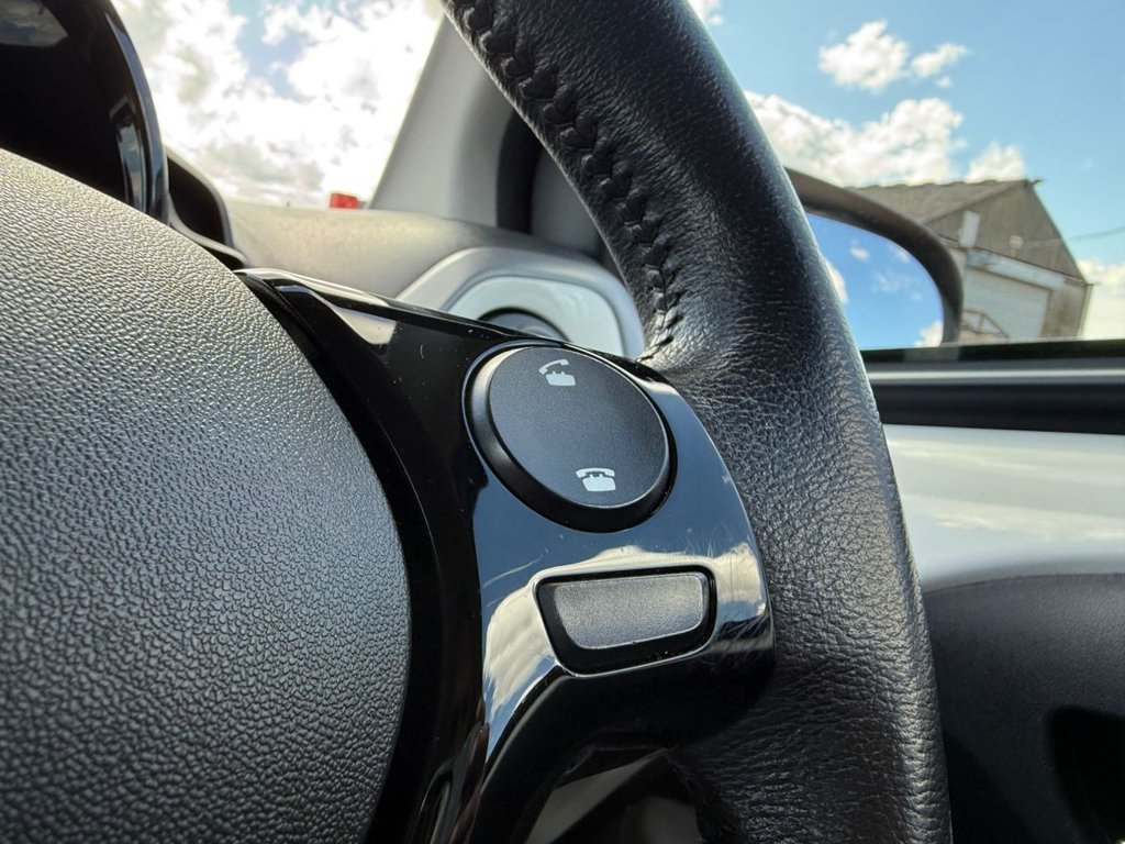 Used Toyota AYGO 2018 for sale - 76451915: Photo 18