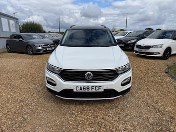Used Volkswagen T-Roc 2018 for sale - 79738772: Photo