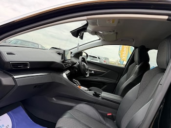 Used Peugeot 3008 2021 for sale - 76711521: Photo