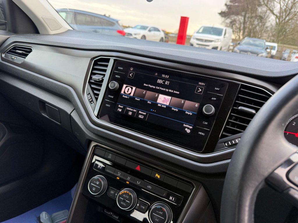 Used Volkswagen T-Roc 2019 for sale - 76901136: Photo 14