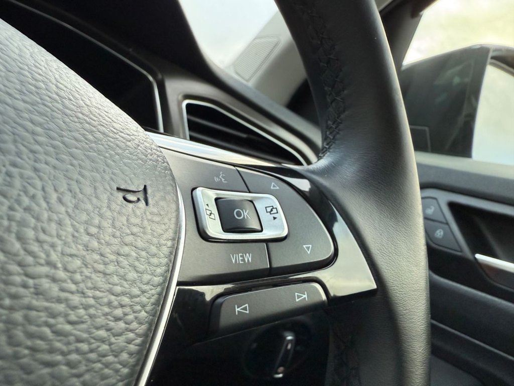 Used Volkswagen T-Roc 2019 for sale - 76901136: Photo 18