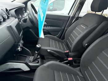 Used Dacia Duster 2021 for sale - 76470227: Photo